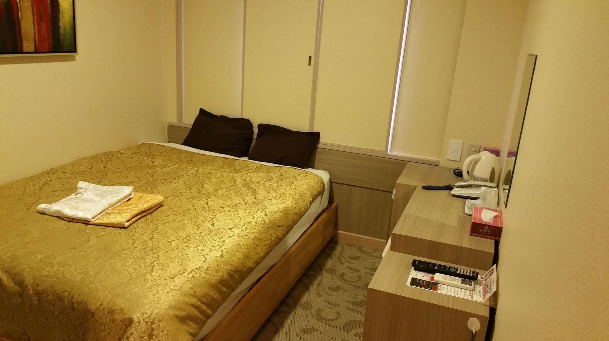 Hotel Osaka Keiko Esterno foto