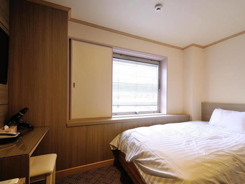 Hotel Osaka Keiko Esterno foto
